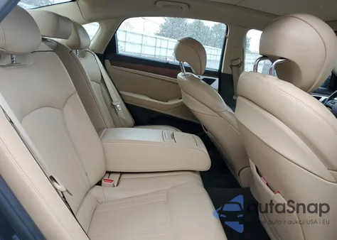 2017 Genesis G80 Base z USA, uszkodzony, nr VIN KMHGN4JE7HU176299